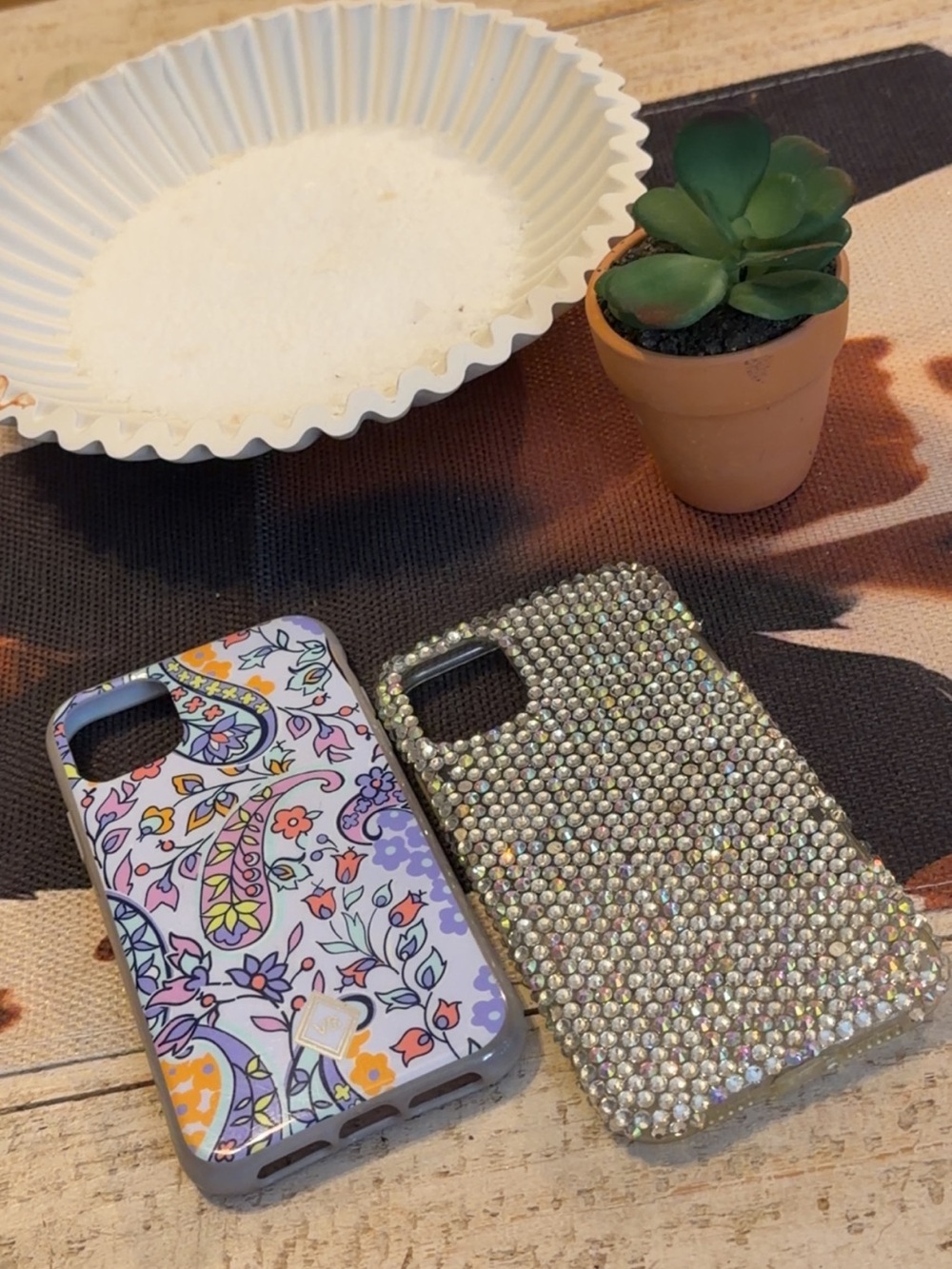 2-set iPhone 11 case including an iridescent rhinestone & Vera Bradley - Picture 2 of 4